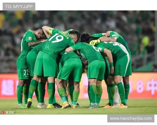 杭州足球队积分榜领跑98分展现强劲实力挑战赛精彩纷呈