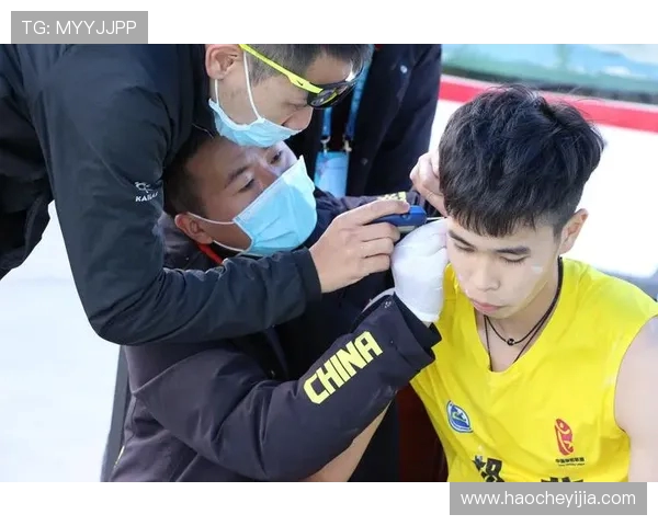 重庆足球队耐力创新高引发关注助力球队新征程