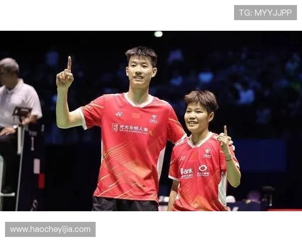 南京羽毛球队以98分领跑总决赛积分榜展现强劲实力